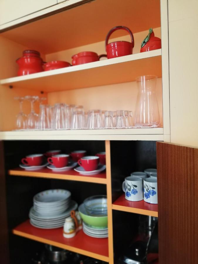 Apartment Basic Petrcane Luaran gambar